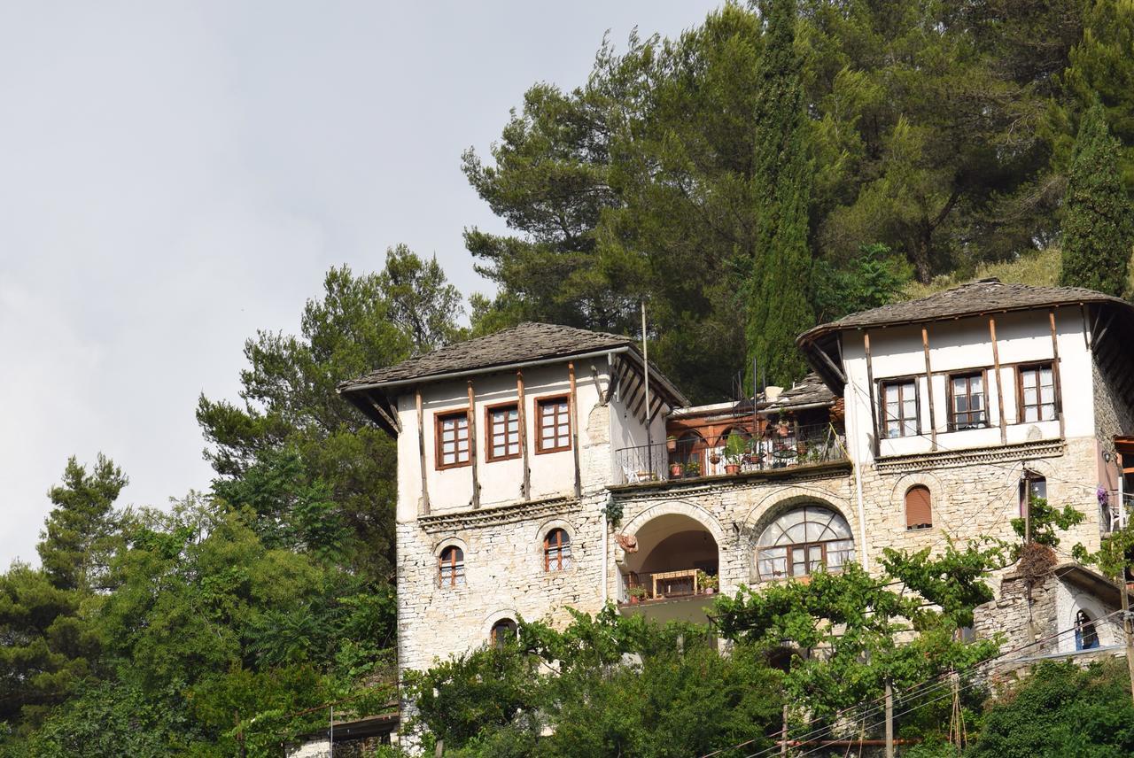 Guest House Salaria Gjirokastër Exterior foto